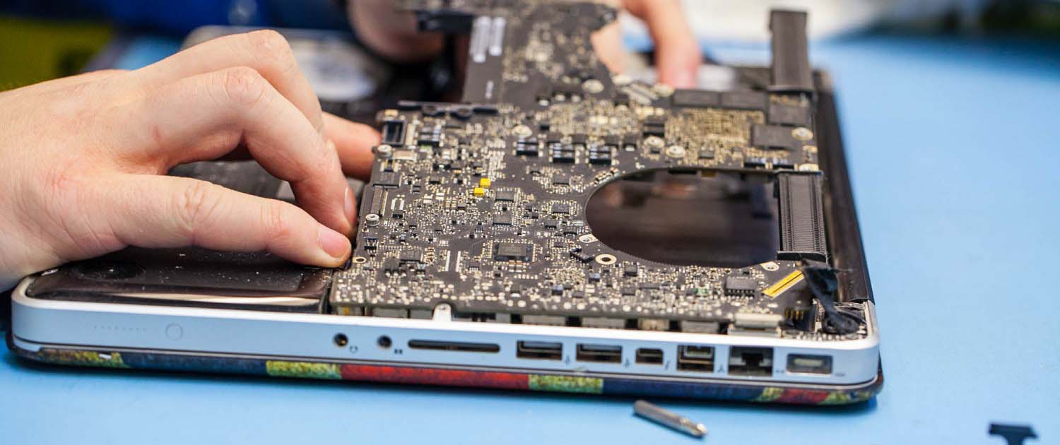 Замена или ремонт видеочипа ноутбука Apple MacBook в Петрозаводске